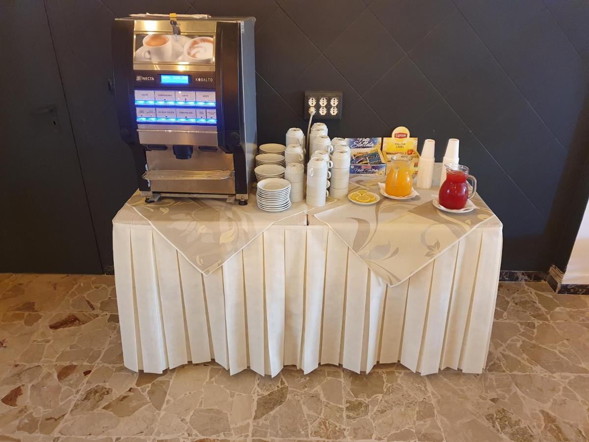 Hotel Venezia San Mauro Mare 외부 사진